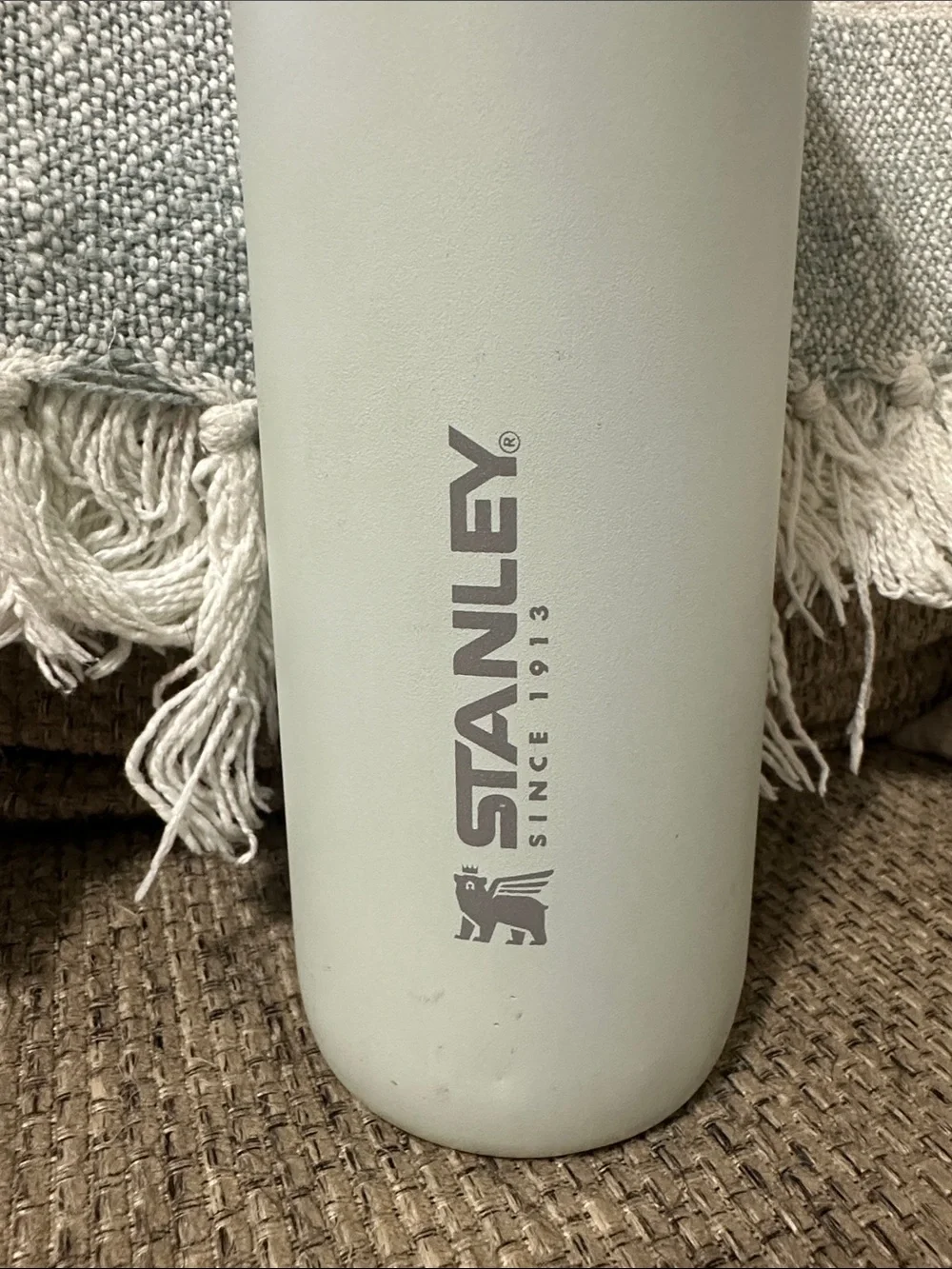 Stanley Pale Mint Green Travel Bottle with Gray Lid 24 oz - Picture 2 of 8